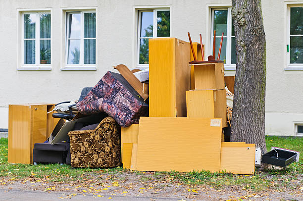 Best Garage Cleanout  in Merritt Park, NY
